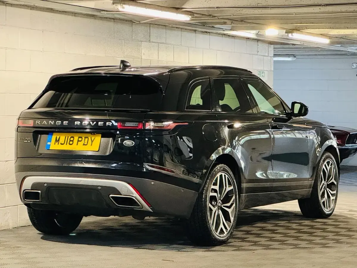 Used Land Rover Range Rover Velar SE Dynamic 300 HP (220 kW) 2018 Black SUV