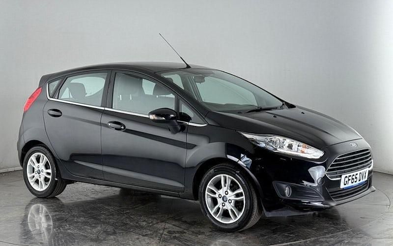 Used 2017 Ford Fiesta Zetec Hatchback | £8,150 (Fair price) - Image 1/3