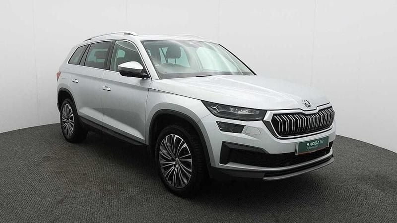 Brilliant silver metallic Used 2022 Skoda Kodiaq SE L Executive SUV | £26,490 (Fair price) - Image 1/3