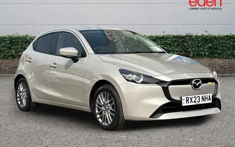 Used Mazda 2 Exclusive-Line 90 HP (66 kW) 2024 Hatchback