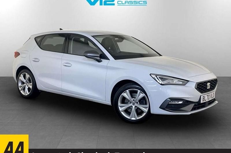 Used Seat Leon FR 204 HP (150 kW) 2020 White Hatchback