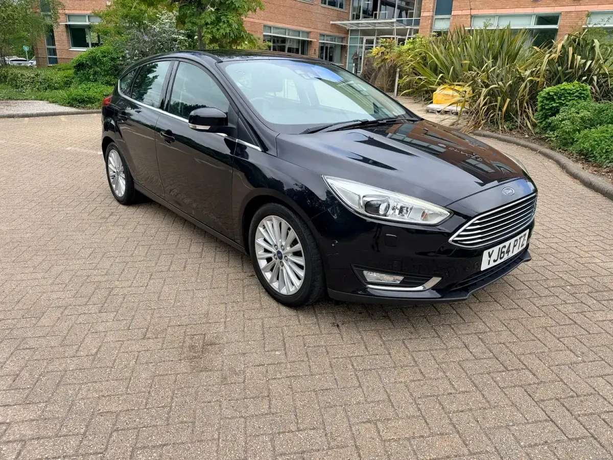 Używany Ford Focus Titanium X 125 KM (91 kW) 2015 Czarny Hatchback