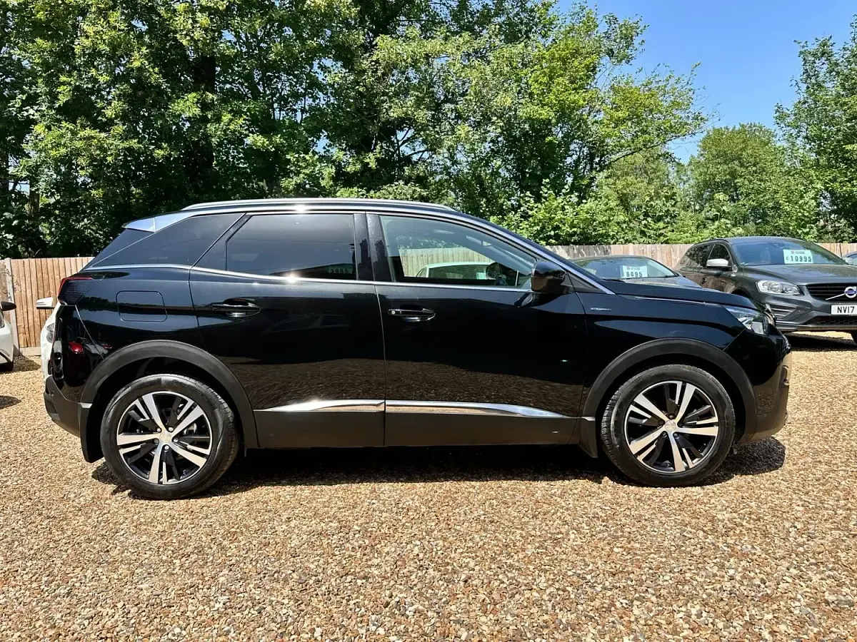 Used Peugeot 3008 GT-line 165 HP (121 kW) 2017 Black SUV