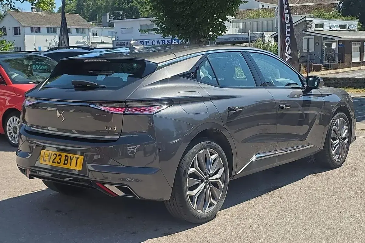 Used DS Automobiles DS4 Trocadero 130 HP (95 kW) 2023 Grey SUV