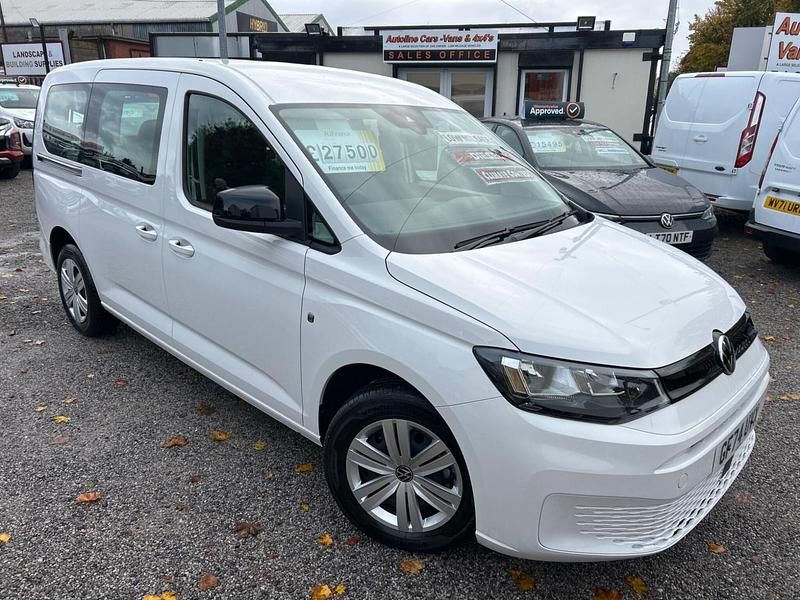 White Used 2024 VW Caddy Maxi S MPV | £27,500 (A bit pricey) - Image 1/4