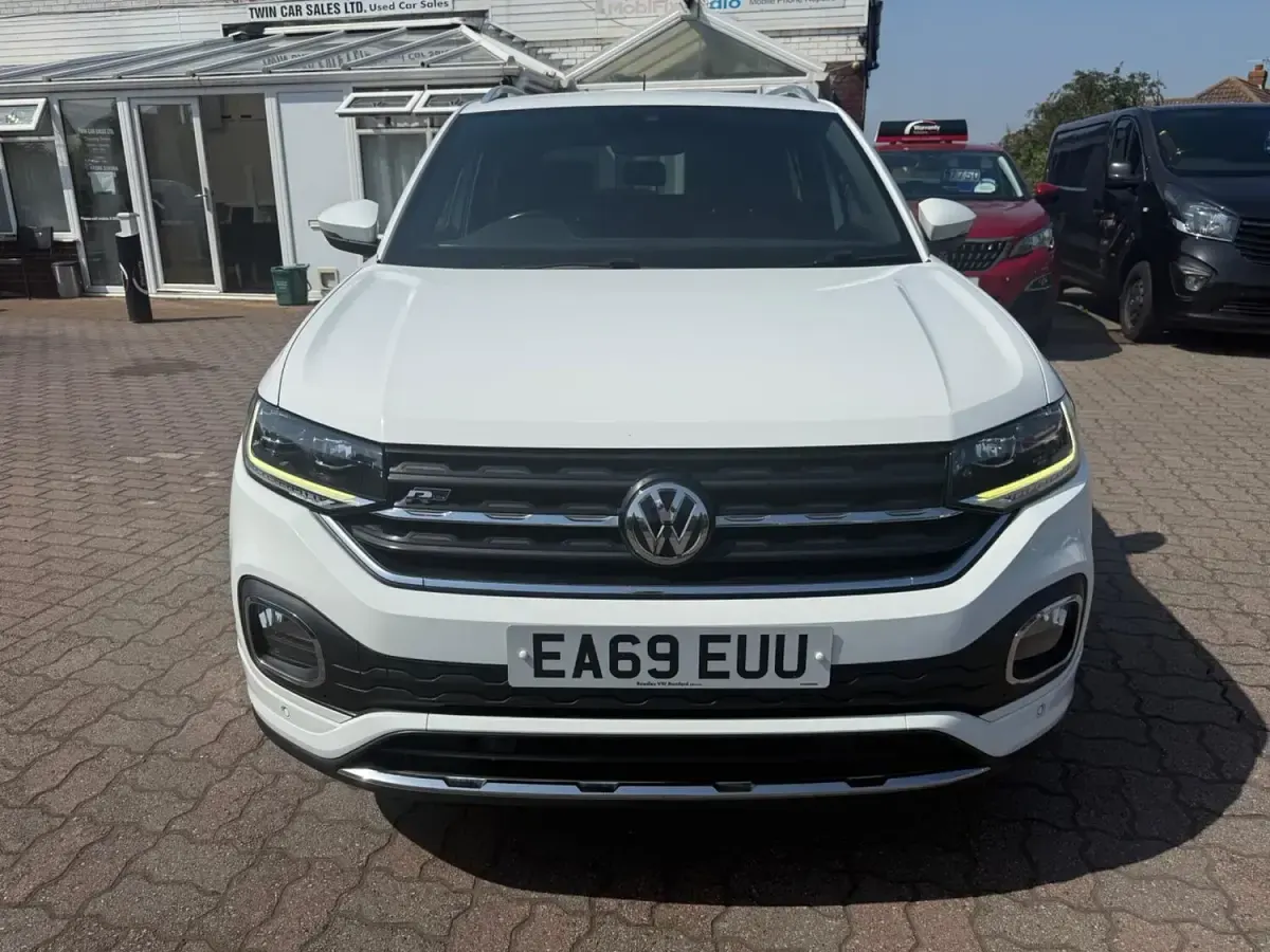 Used VW T-Cross R-line 95 HP (69 kW) 2019 White SUV