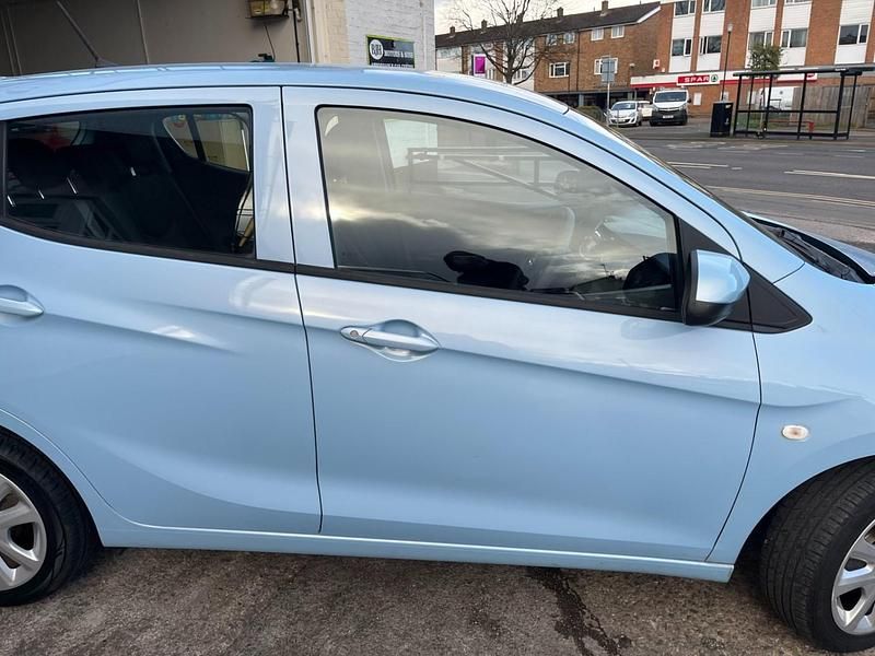 Second-hand Vauxhall Viva 75 CP (55 kW) 2015 Albastru Hatchback