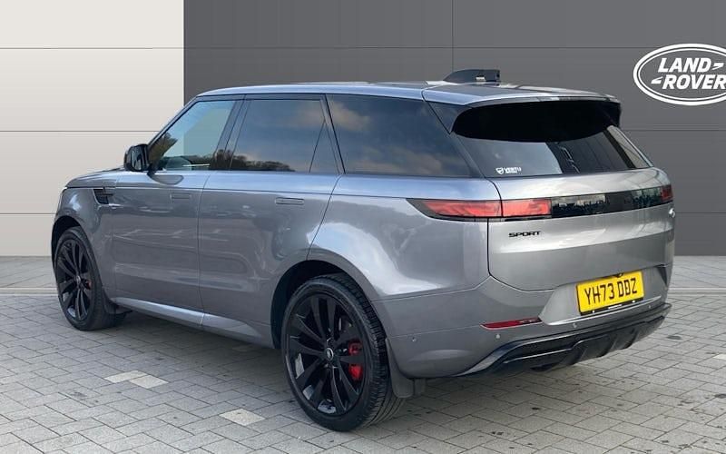 Used Land Rover Range Rover Sport SE Dynamic 300 HP (220 kW) 2025 SUV