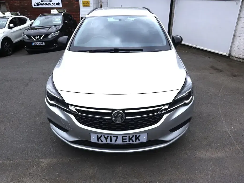 Second-hand Vauxhall Astra S 110 CP (80 kW) 2017 Argintiu Break