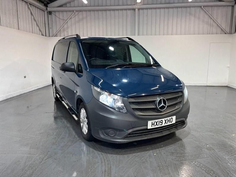 Used Mercedes Vito 114 HP (83 kW) 2019 Blue Van