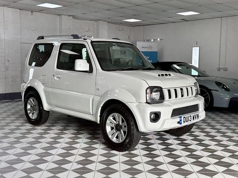Used Suzuki Jimny SZ4 85 HP (62 kW) 2013 White SUV