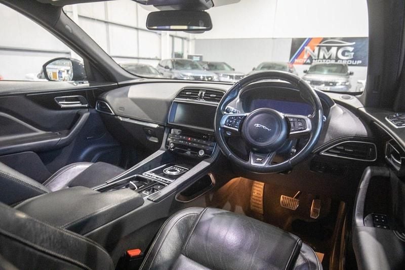 Used Jaguar F-Pace S 300 HP (220 kW) 2016 Blue SUV