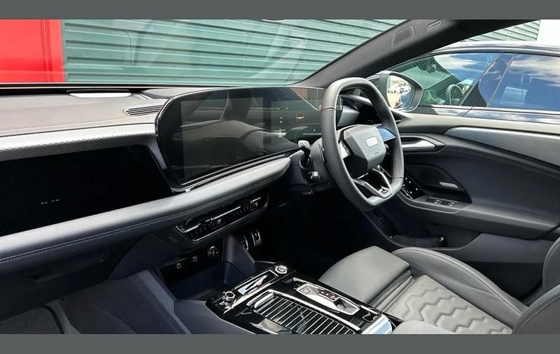 New Audi A6 e-tron S-Line 210 kW (286 HP) 2026 Black Hatchback