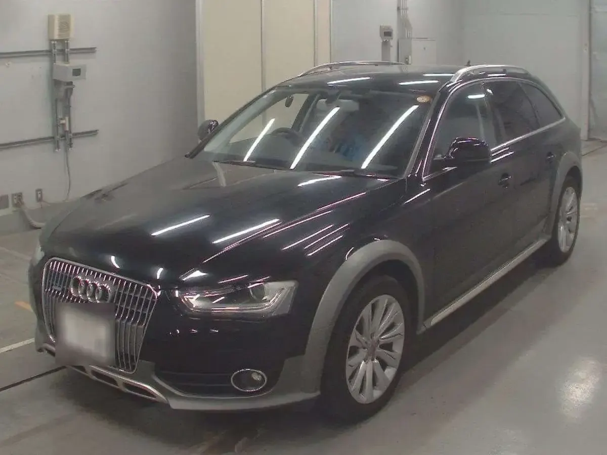 Used Audi A4 Allroad Comfort 222 HP (163 kW) 2015 Black Estate