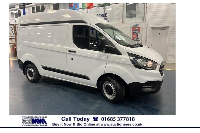 Used Ford Transit Custom 105 HP (77 kW) 2019 White Van