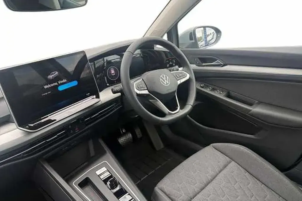 Used VW Golf VIII 150 HP (110 kW) 2026