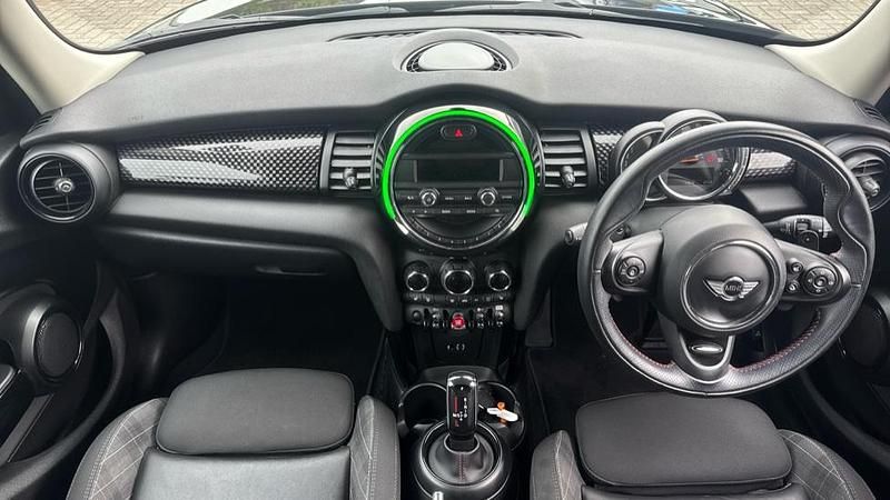 Used Mini Cooper SD Hatch 168 HP (123 kW) 2018 Black Hatchback