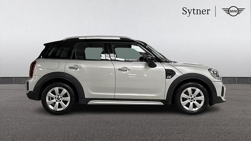 Used Mini Cooper Countryman Classic 134 HP (98 kW) 2022 Silver SUV