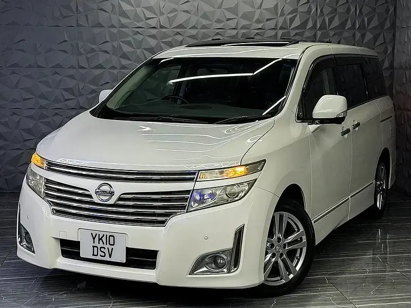 Used Nissan Elgrand 2026 White MPV