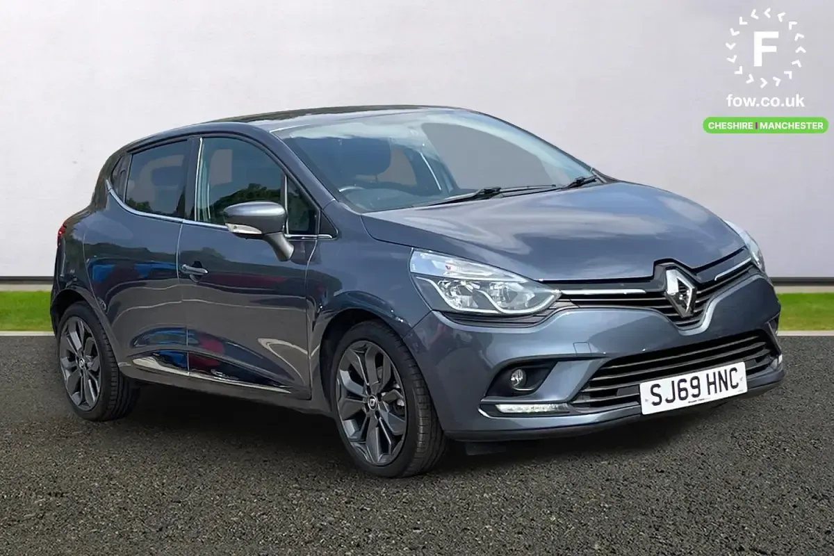 Used Renault Clio Iconic 90 HP (66 kW) 2019 Hatchback
