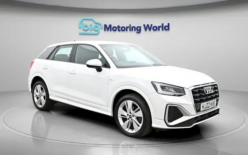 Gebraucht Audi Q2 S-Line 150 PS (110 kW) 2026 SUV