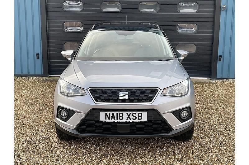 Used Seat Arona SE Technology 95 HP (69 kW) 2018 Silver SUV