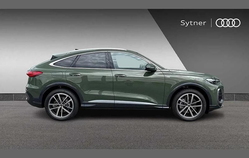Used Audi Q5 Sportback Advanced 200 HP (147 kW) 2025 Green SUV