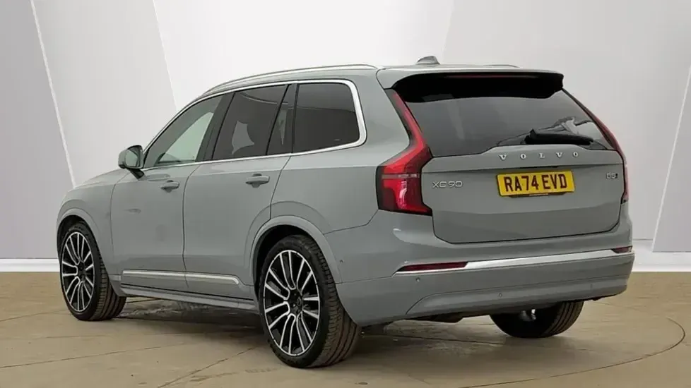Used Volvo XC90 Ultra 250 HP (183 kW) 2025 Grey SUV