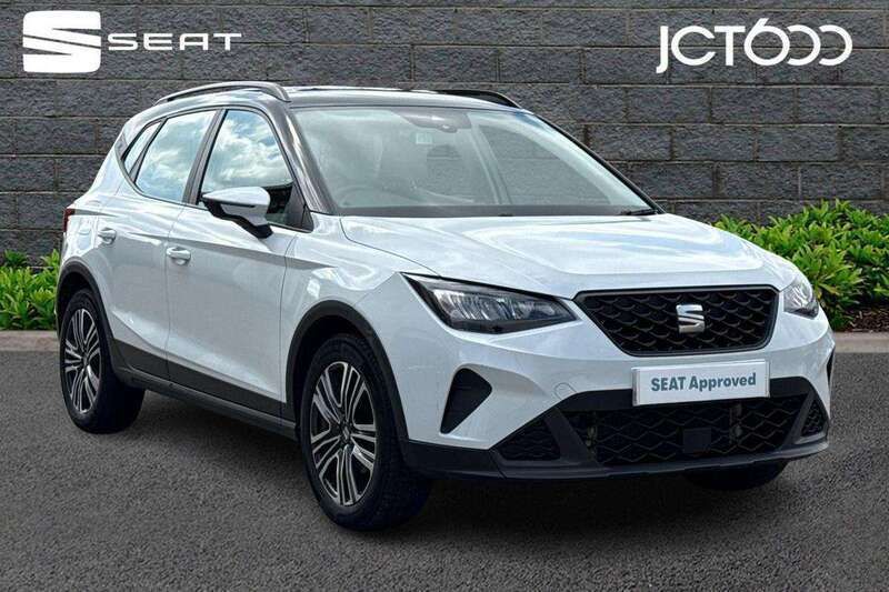 White Used 2023 Seat Arona SE Technology SUV | £15,303 (Fair price) - Image 1/4