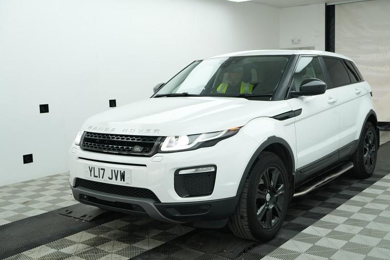 Used Land Rover Range Rover evoque SE 2017 White SUV