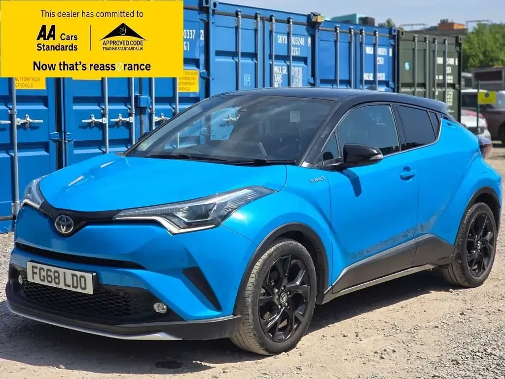 Used Toyota C-HR 122 HP (89 kW) 2018 Blue/black SUV