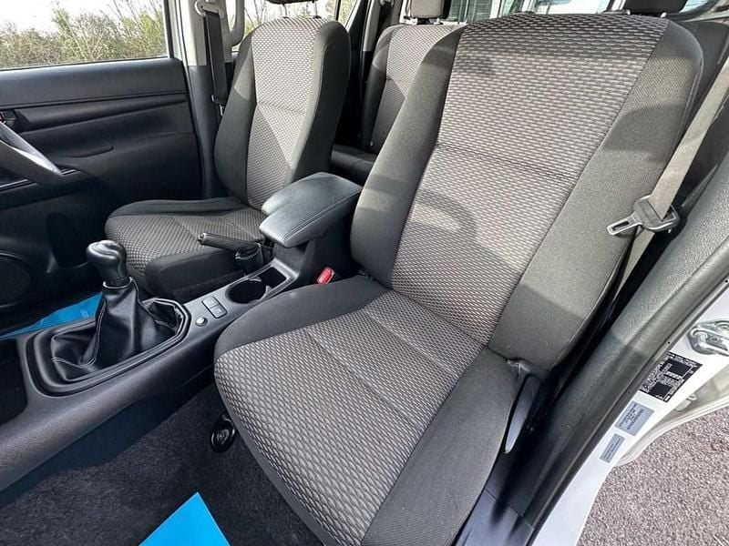 Used Toyota HiLux Active 2020 White Pickup