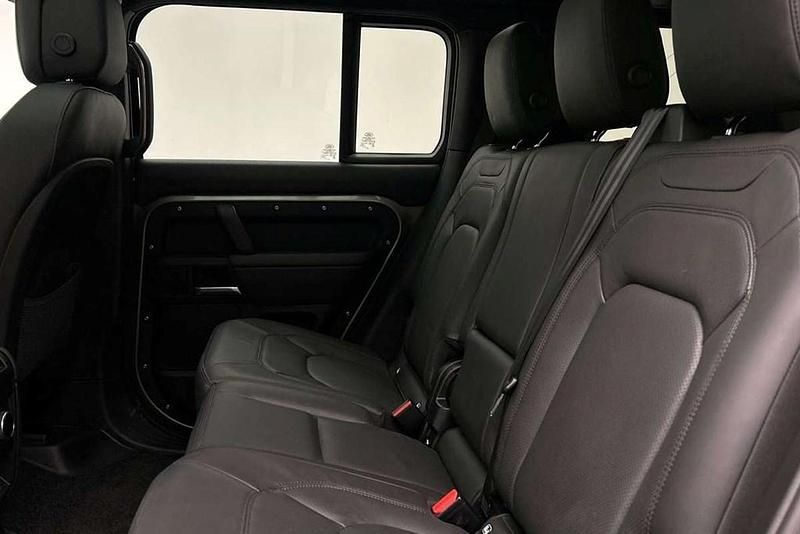 Usado Land Rover Defender HSE Dynamic 344 CV (253 kW) 2024 Verde SUV