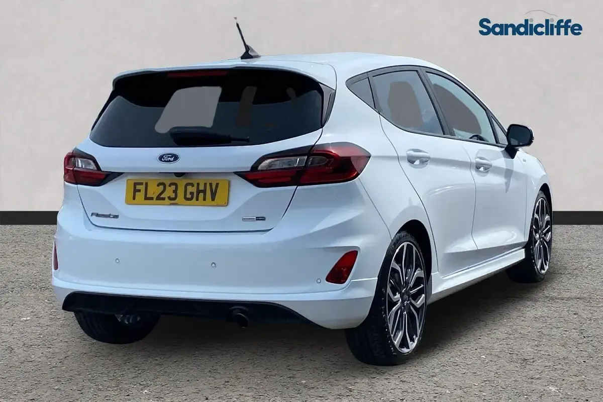 Used Ford Fiesta ST-Line X 125 HP (91 kW) 2023 White Hatchback
