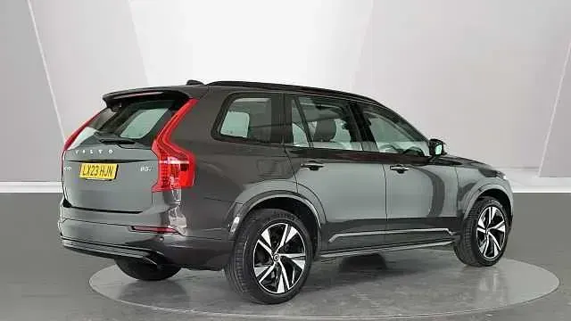 Used Volvo XC90 Plus 232 HP (170 kW) 2023 SUV