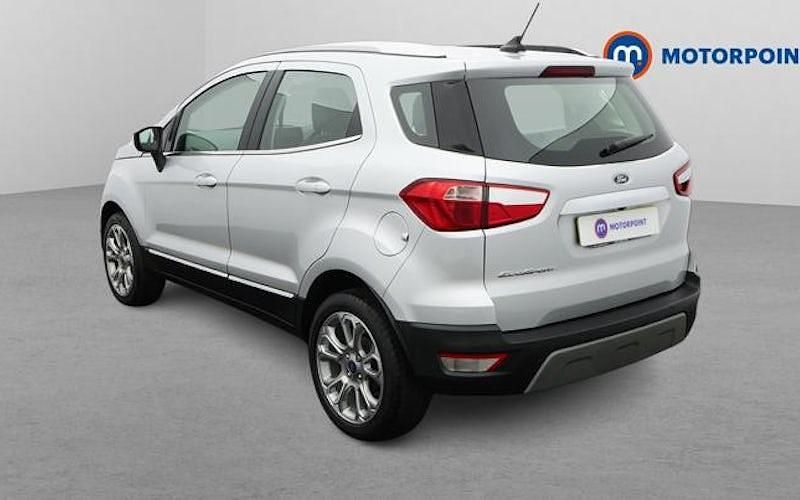 Usado Ford Ecosport Titanium 125 HP (91 kW) 2019 Prateado SUV