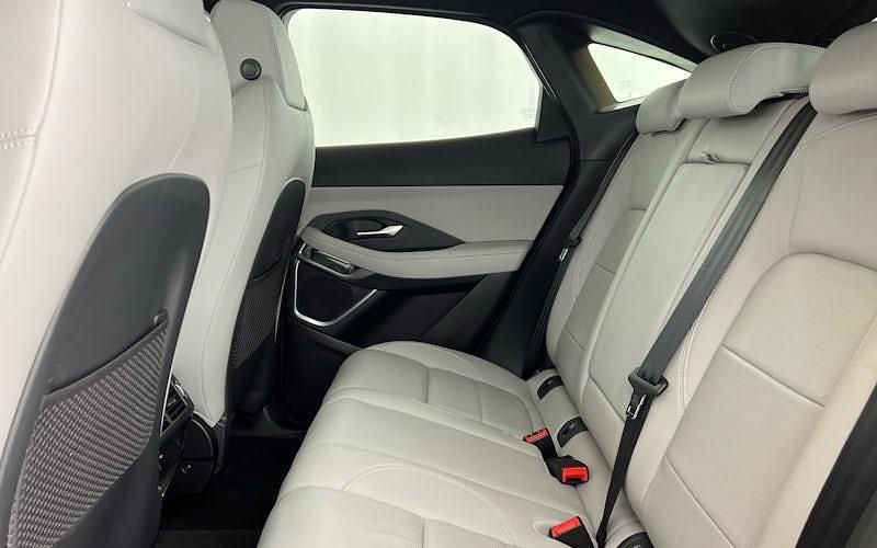 Używany Jaguar E-Pace R-Dynamic 204 KM (150 kW) 2024 SUV