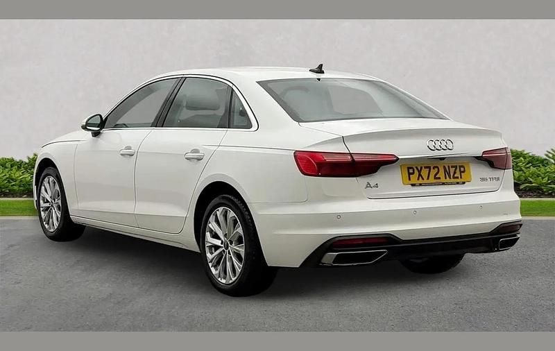 Used Audi A4 Comfort 147 HP (108 kW) 2023 White Sedan