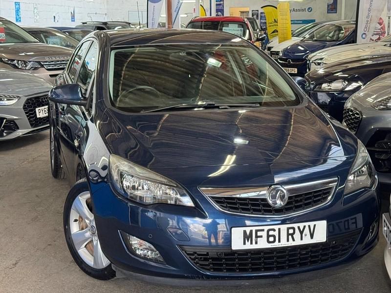 Used Vauxhall Astra SRi 2011 Blue Hatchback