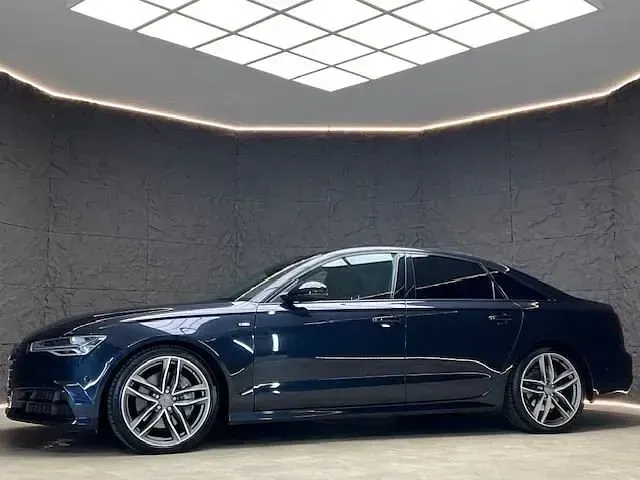 Usado Audi A6 Black Edition 320 HP (235 kW) 2017 Azul Sedan