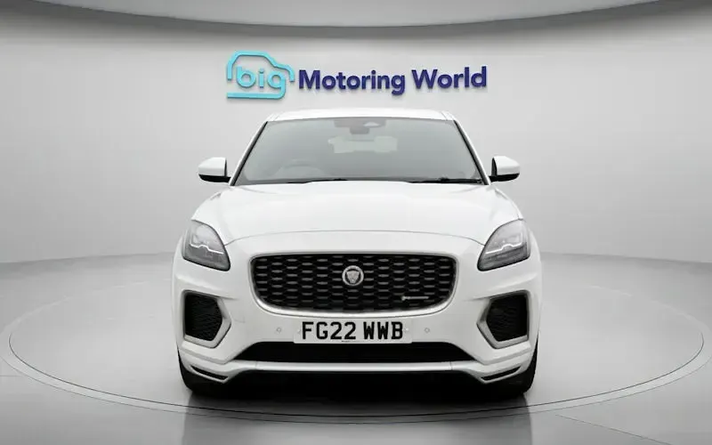 Used Jaguar E-Pace R-Dynamic 163 HP (119 kW) 2022 White SUV