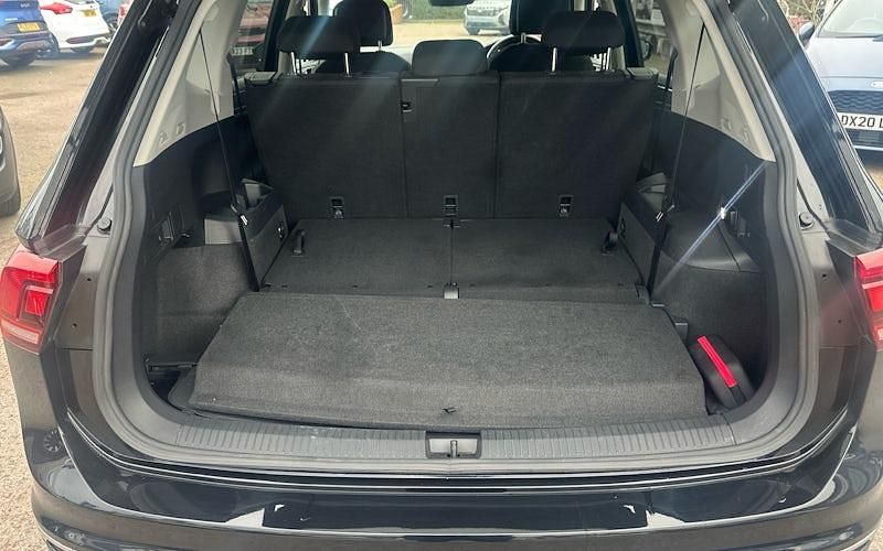 Used VW Tiguan Allspace Life 150 HP (110 kW) 2024 SUV