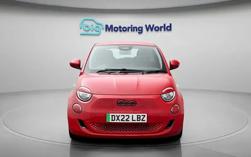 Gebraucht Fiat 500e Red 69 kW (95 PS) 2026 Kleinwagen