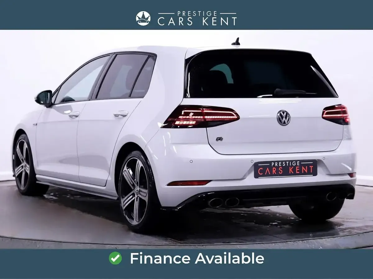 Used VW Golf VII R 300 HP (220 kW) 2020 White Hatchback