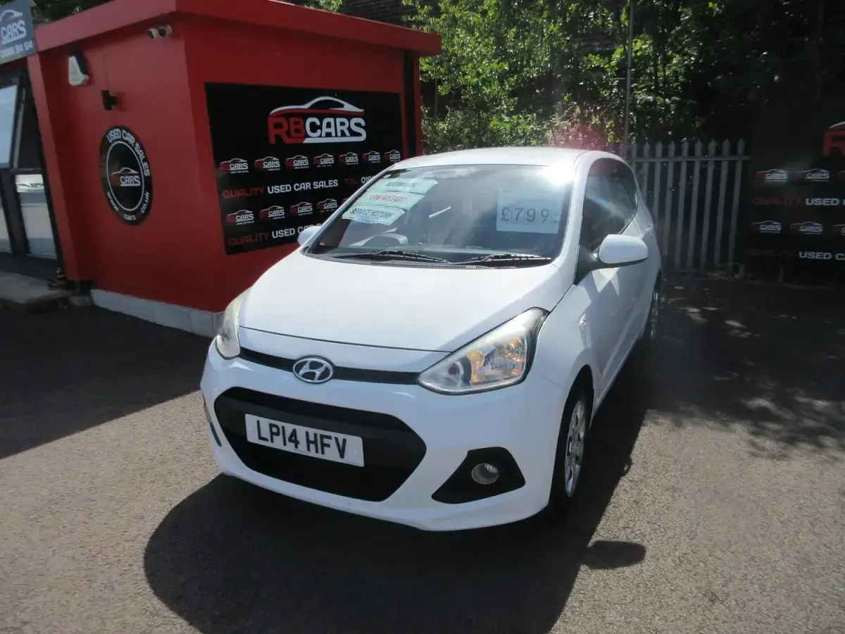 Używany Hyundai i10 SE 87 KM (63 kW) 2014 Biały Hatchback