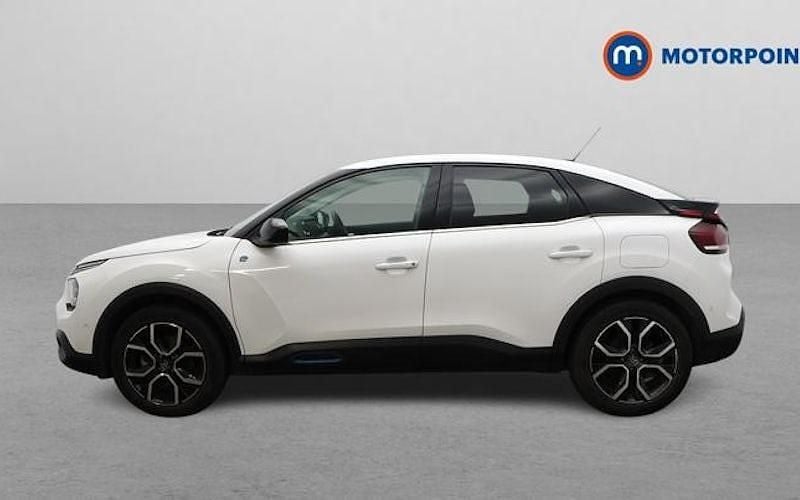 Used Citroën e-C4 Shine 100 kW (136 HP) 2021 White Hatchback