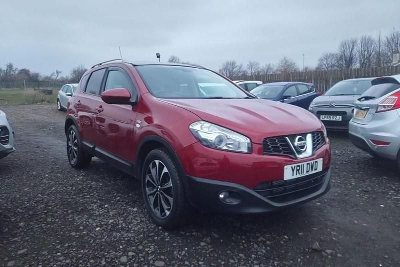 Used Nissan Qashqai N-TEC 110 HP (80 kW) 2011 Red SUV