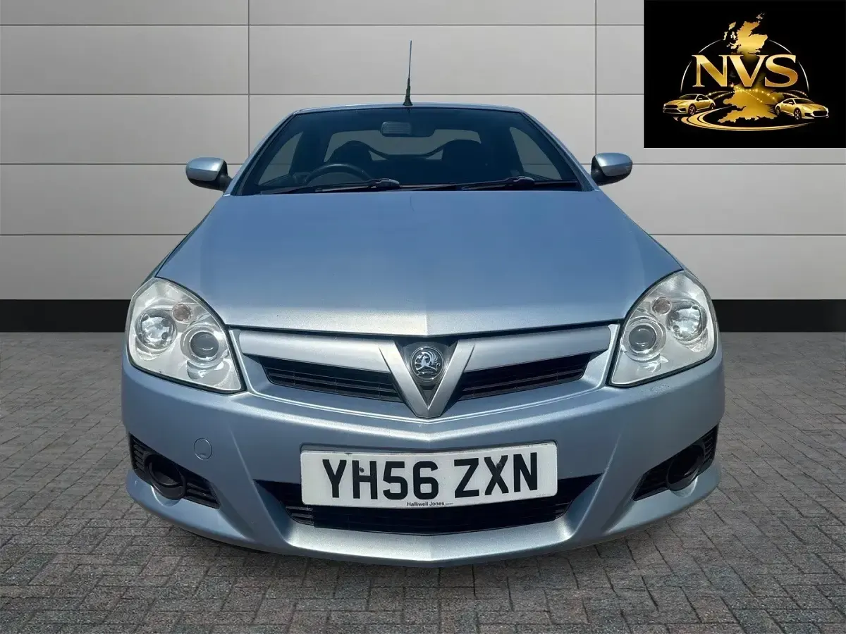 Used Vauxhall Tigra 90 HP (66 kW) 2006 Blue Cabriolet