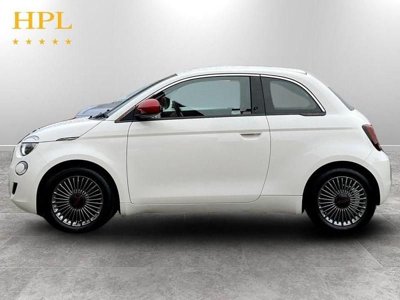 Używany Fiat 500e Red 69 kW (95 KM) 2022 Biały Hatchback
