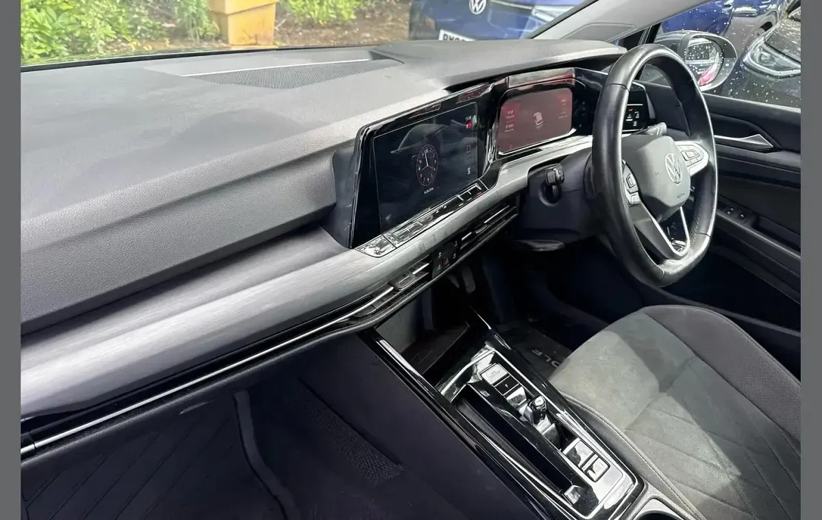 Used VW Golf VIII Style 204 HP (150 kW) 2023 Grey Hatchback